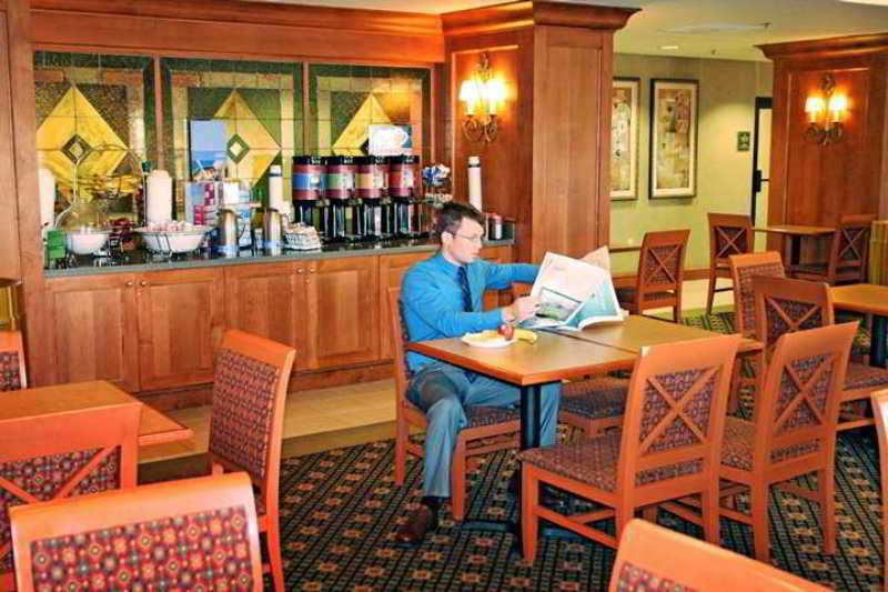 Hampton Inn Indianapolis/Carmel Restaurante foto